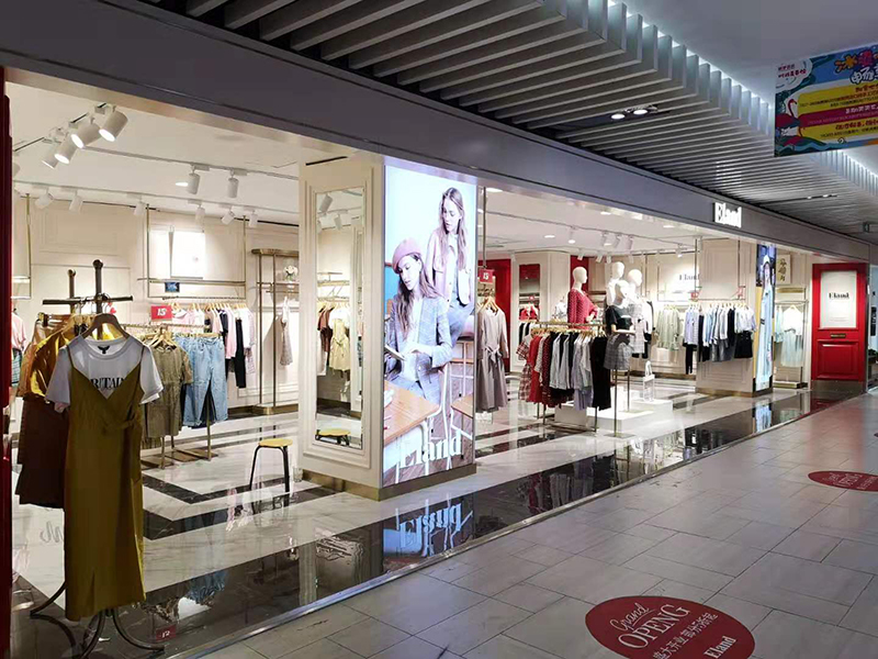 百貨服裝展柜